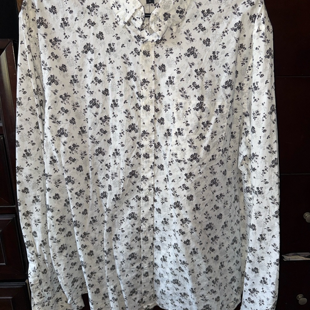 Express Black and White Floral Men's Shirt